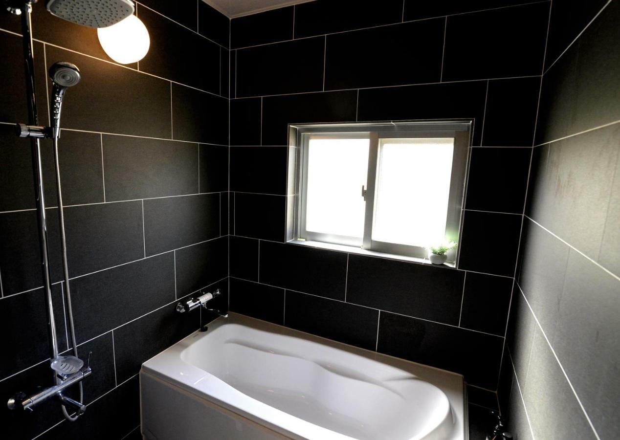 Bb Wakugawa Terrace Villa Nakijin Luaran gambar